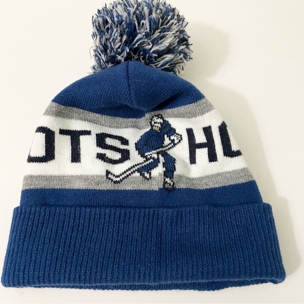 Roots Kids Hockey Toque Blue Pom Pom Hat - Picture 5 of 9